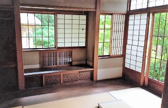 鳥潟会館の夫人室