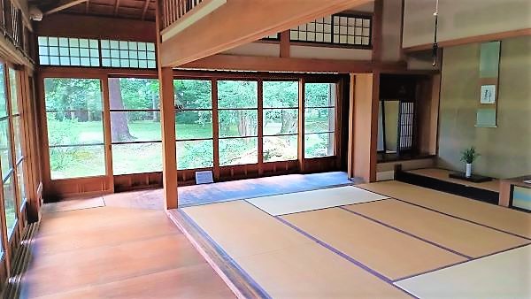 鳥潟会館主人室